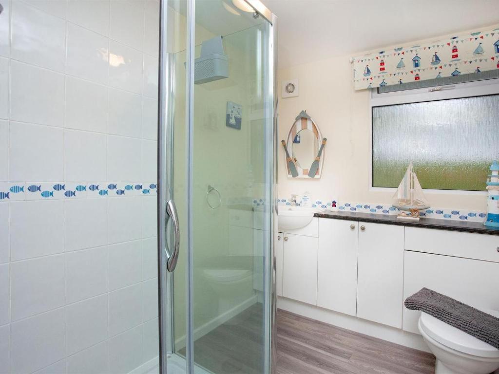 Sunnydaze-Detached Chalet With 2 Bedrooms And 2 Bathrooms And Private Parking Outside Door Дартмаут Экстерьер фото